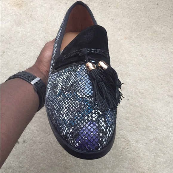 Shoes - Picture 2 of 2